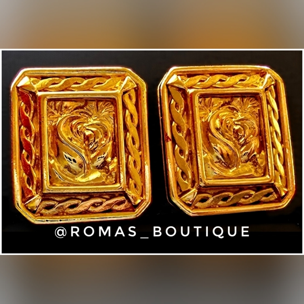 Liz Claiborne Elegant Gold-Tone Square Earrings